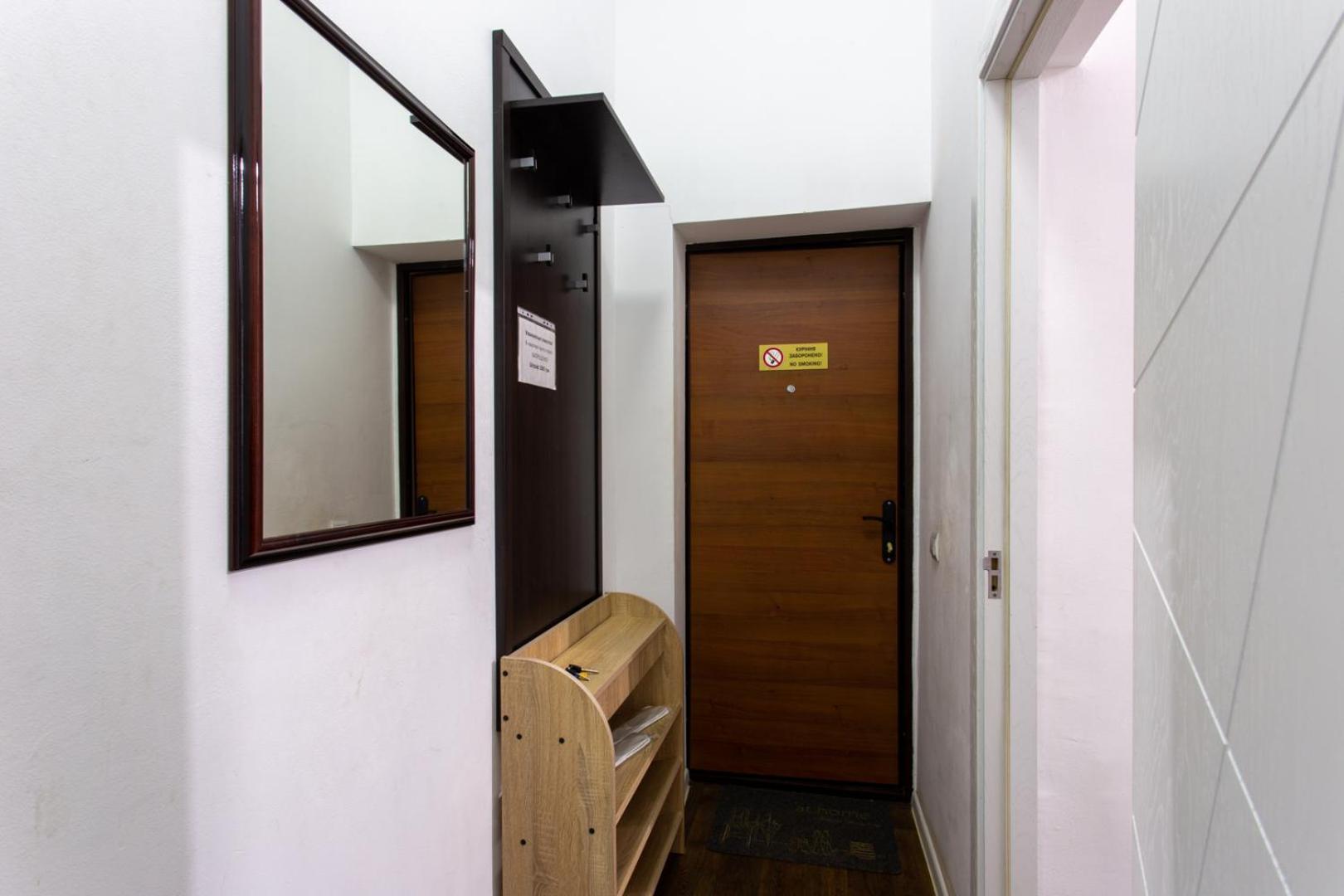 Pushkinskaya street Leilighet Kharkiv Eksteriør bilde